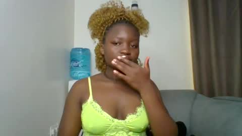 Snapshot of sweet_jenica chatting on 06.16.26 ESTHER NEEMA online show from 06.16.26