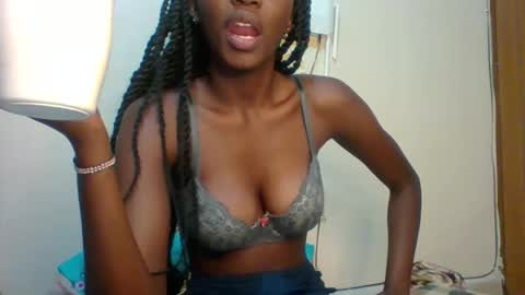 Snapshot of sweet_kcandy chatting on 05.08.26 Sweet KCandy online show from 05.08.26