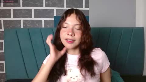 Snapshot of sweet_kitty_05 chatting on 03.05.26 sweet_kitty_05 online show from 03.05.26