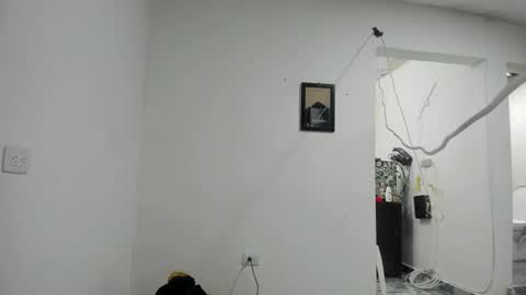 Snapshot of sweet_kitty_777 chatting on 04.24.26 sweet_kitty_777 online show from 04.24.26