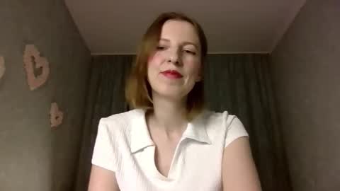 sweet_lilbunny online show from 11.24.25