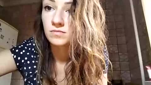 Anna online show from 02.09.25