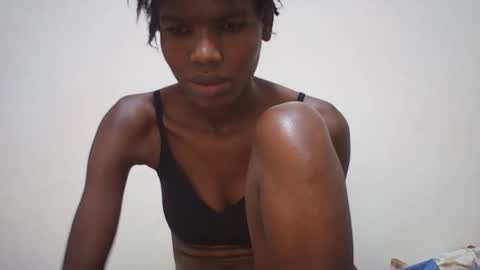 Snapshot of sweet_liz6510 chatting on 05.17.26 Liz online show from 05.17.26