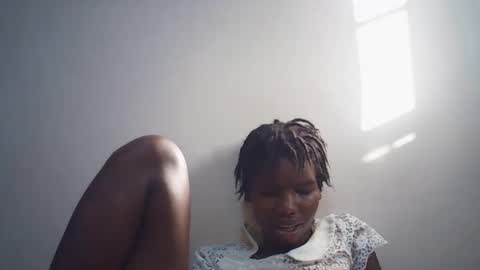 Snapshot of sweet_liz6510 chatting on 05.19.26 Liz online show from 05.19.26
