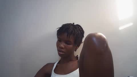 Snapshot of sweet_liz6510 chatting on 05.20.26 Liz online show from 05.20.26