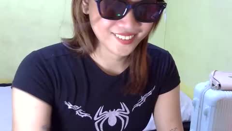 Sweet online show from 10.15.25