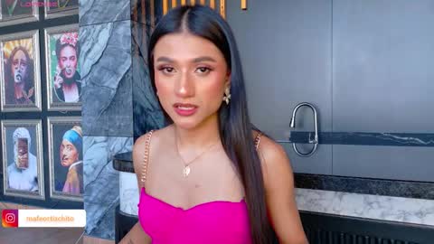 Snapshot of sweet_mafee chatting on 10.25.25 sweet_mafee online show from 10.25.25