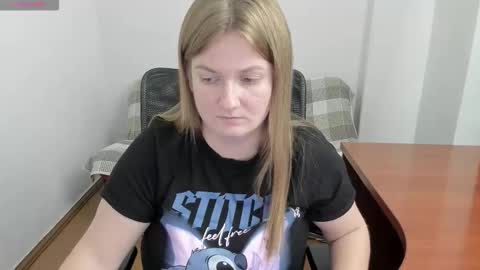 Mila online show from 10.04.25