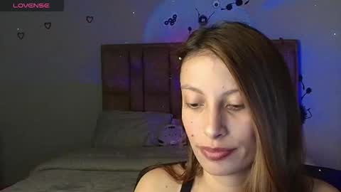 sweet_moon_v_ online show from 01.09.26