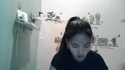 Snapshot of sweet_morenaph chatting on 05.19.26 sweet_morenaph online show from 05.19.26