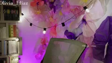 Snapshot of sweet_olivia1 chatting on 07.31.26 Olivia Diaz OnlyFans olivia diaz online show from 07.31.26