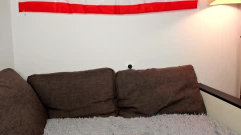 Snapshot of sweet_peach__ chatting on 12.10.24 kira online show from 12.10.24