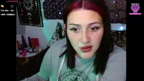 Snapshot of sweet_poison_666 chatting on 07.21.26 sweet_poison_666 online show from 07.21.26