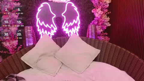 Roxanee online show from 01.17.26