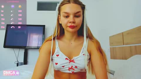 Snapshot of sweet_sabriina chatting on 06.06.26 Sabina online show from 06.06.26