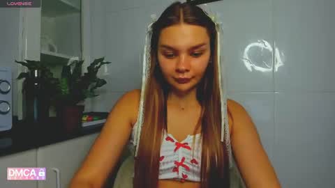Snapshot of sweet_sabriina chatting on 06.09.26 Sabina online show from 06.09.26