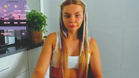 Snapshot of sweet_sabriina chatting on 06.27.26 Sabina online show from 06.27.26