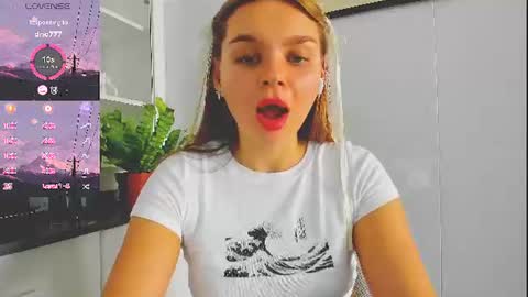 Snapshot of sweet_sabriina chatting on 07.20.26 Sabina online show from 07.20.26