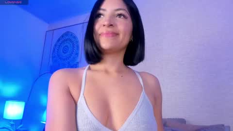 Snapshot of sweet_samaantha chatting on 05.27.26 Samantha online show from 05.27.26