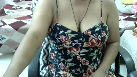 Snapshot of sweet_shivani chatting on 06.21.26 sweet_shivani online show from 06.21.26