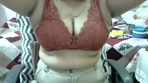 Snapshot of sweet_shivani chatting on 07.07.26 sweet_shivani online show from 07.07.26