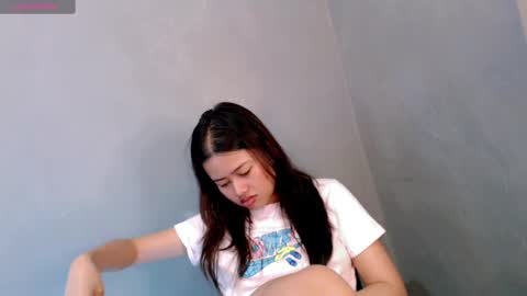 Snapshot of sweet_sirenxx chatting on 12.09.24 Leah online show from 12.09.24