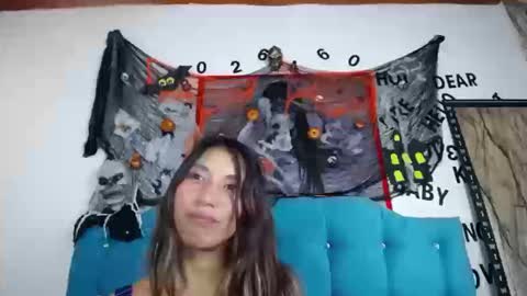 Adriana online show from 10.17.25