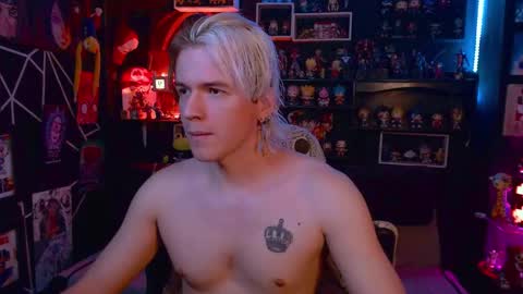 Snapshot of sweet_steve chatting on 09.24.25 Matt online show from 09.24.25