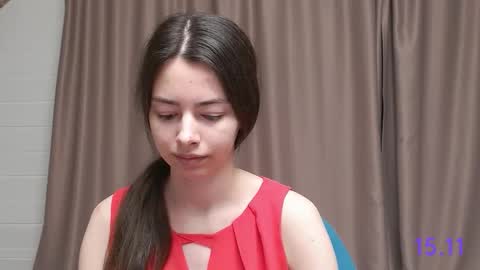 Snapshot of sweet_sweet_angel chatting on 11.15.25 Angel online show from 11.15.25