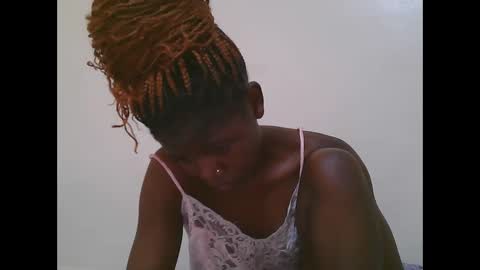 Snapshot of sweet_tattiana chatting on 03.07.25 Tatty online show from 03.07.25