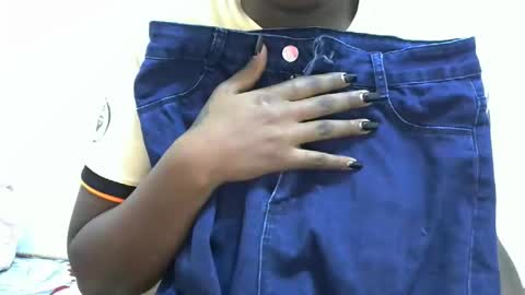 Snapshot of sweet_veebouset chatting on 03.05.26 sweet_veebouset online show from 03.05.26