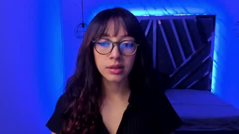 Snapshot of sweet_venus4 chatting on 01.27.25 sweet_venus4 online show from 01.27.25