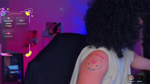 Steven independent model online show from 02.13.26