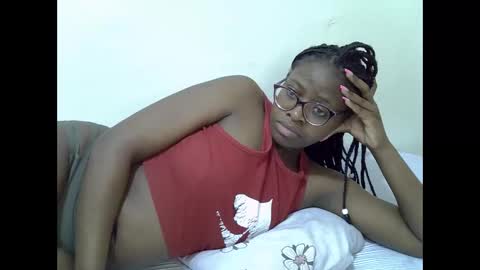 Snapshot of sweet_zarah chatting on 06.11.26 sweet_zarah online show from 06.11.26