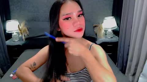 Snapshot of sweet_zoey12 chatting on 02.14.26 bea takashi online show from 02.14.26