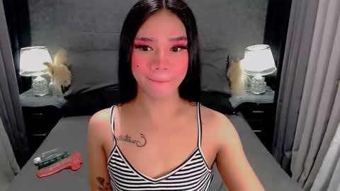 Snapshot of sweet_zoey12 chatting on 02.22.26 bea takashi online show from 02.22.26