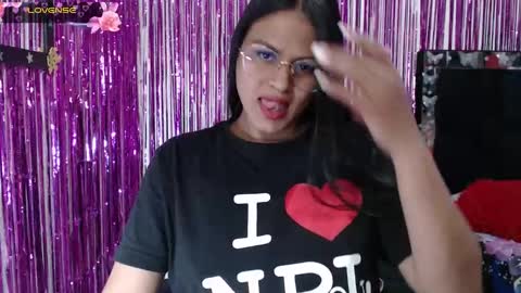 Snapshot of sweetalmaa chatting on 01.08.26 Alma online show from 01.08.26