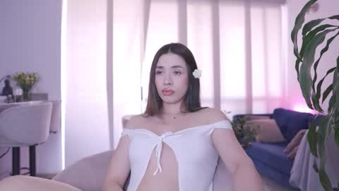 Camila online show from 02.12.26