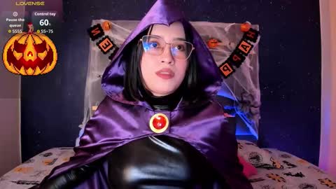 Snapshot of sweetanniie_ chatting on 11.01.25 Annie online show from 11.01.25