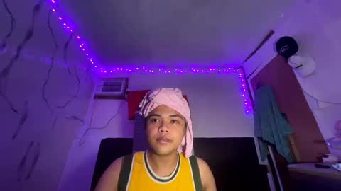 Snapshot of sweetasian_leith20 chatting on 02.20.25 Leith Madrigal online show from 02.20.25