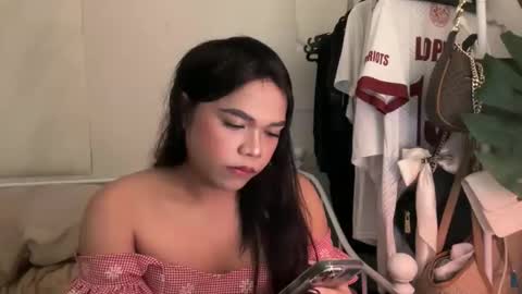 Snapshot of sweetasian_leith20 chatting on 02.20.26 Leith Madrigal online show from 02.20.26