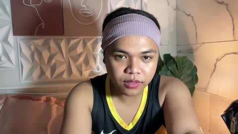 Snapshot of sweetasian_leith20 chatting on 03.29.26 Leith Madrigal online show from 03.29.26