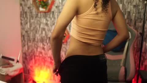 Snapshot of sweetbonii chatting on 04.20.26 Salom independent model online show from 04.20.26