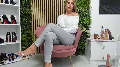 Snapshot of sweetcherry30_ chatting on 06.16.26 Cherry online show from 06.16.26
