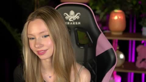 Lina online show from 02.14.26