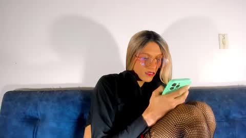 Snapshot of sweetdesaire chatting on 02.16.25 Amelia online show from 02.16.25