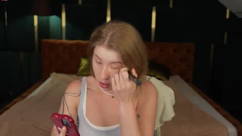 Amelia online show from 09.26.25