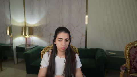 Snapshot of sweetdesiree_ chatting on 04.21.26 Amelia online show from 04.21.26