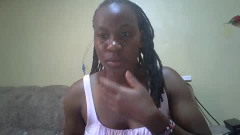Snapshot of sweetdiva2012 chatting on 03.06.26 sweetdiva2012 online show from 03.06.26