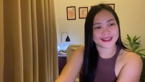 Snapshot of sweetestsmile_ chatting on 06.15.26 Khaye online show from 06.15.26
